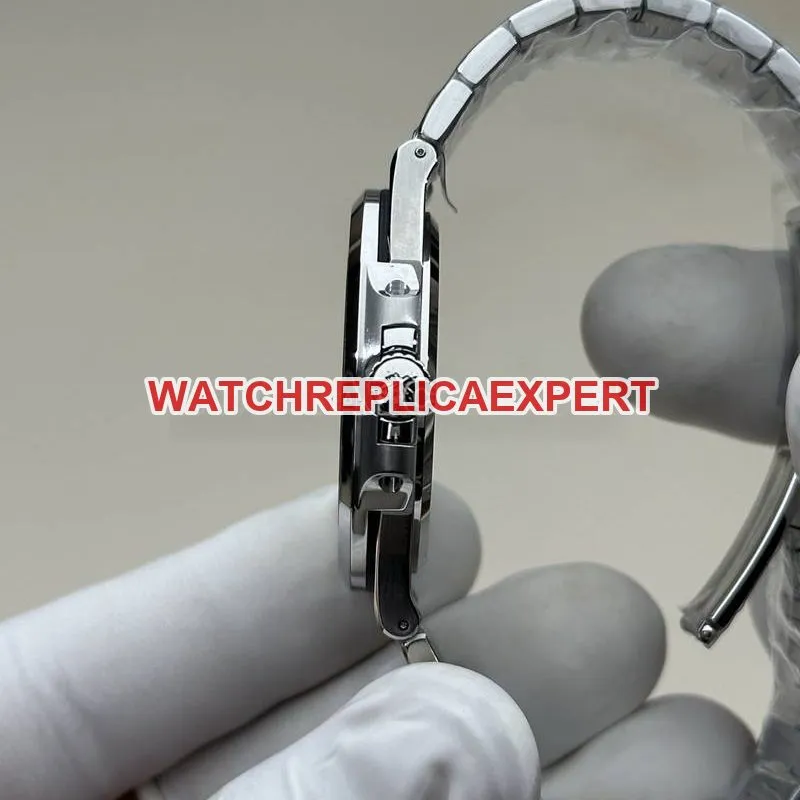 Patek Philippe watch BBF factory Nautilusgreen dial324movementsteel bracelet model front live photo