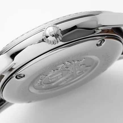 top-tier Hermès women's white dial black belt quartzleather strap watch clasp picture