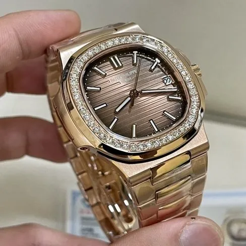 3K Factorytop-tier replicaPatek Philippe super a watch men's gold plate gold band 18Krose gold South African real diamond mechanical watch front view