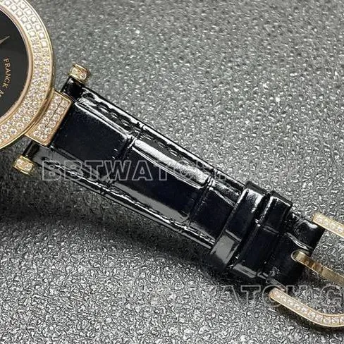 Franck Muller top-tier watchquartzABF factory black dial gold diamond bezel black leather braceletfront live photo