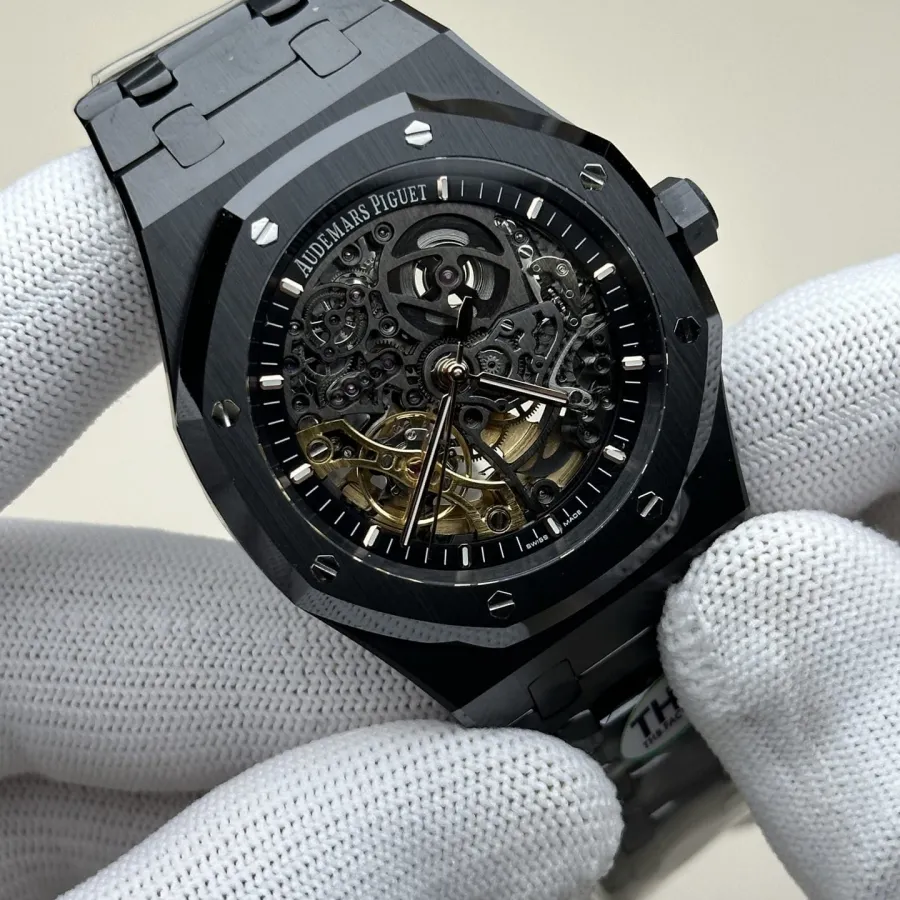 THBAudemars PiguetRoyal Oak1:1super black ceramic hollow plate steel bracelet model 15416front live photo