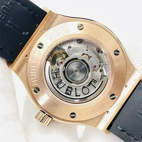 watch Hublot Big Bang Sang Bleu series automatic movement men's black dial green strap watch front view