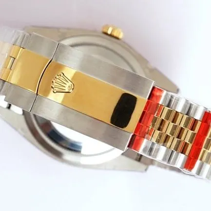 EW Factorytop-tier replicaRolexautomatic movementsteel braceletOyster Datejust36 series men's gold disc gold band watch front view