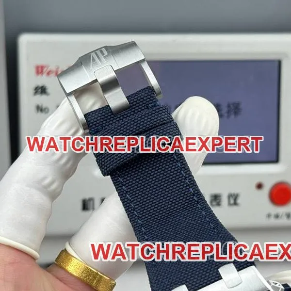 Audemars Piguet1:1replica watch LS factory Royal Oak offshore type 43MM blue dialchronograph mechanical rubber model 26420front live photo