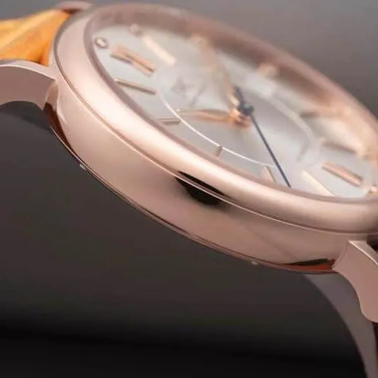 IWC women's watch Portofino top-tierladies' watch front view