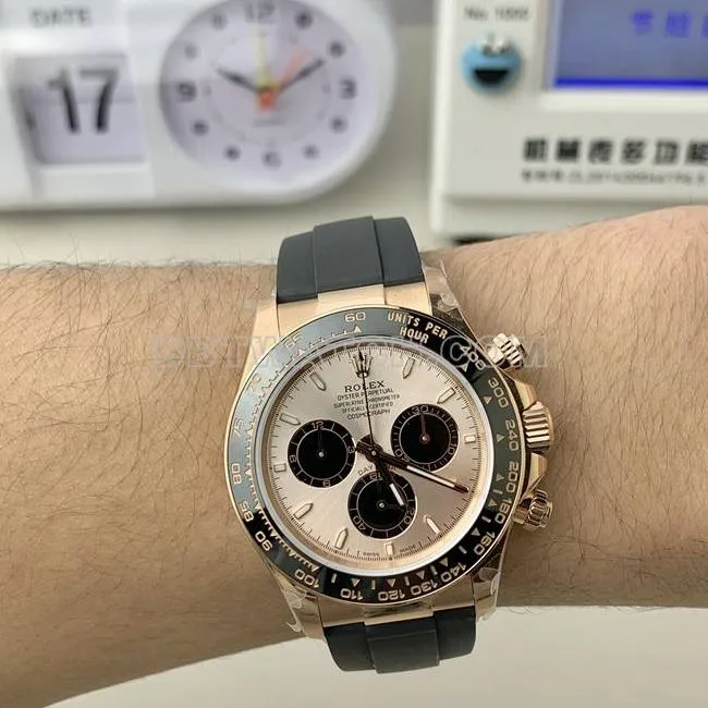 1:1replica watch RolexQF factory Daytonarose gold plate 4131 mechanical rubber braceletclasplive photos