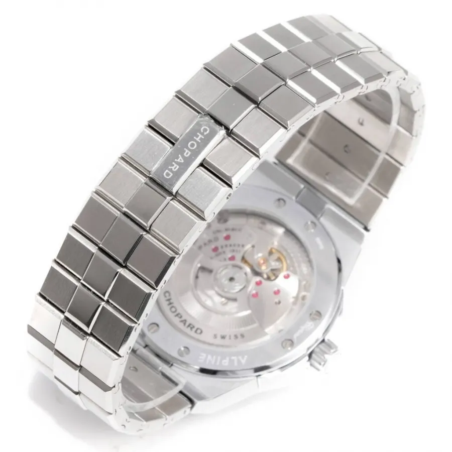 Chopardtop-tier watch GH factory Xueshan Aoyi 41mm diamond plate color sapphire crystal ring steel bracelet caseback live photo
