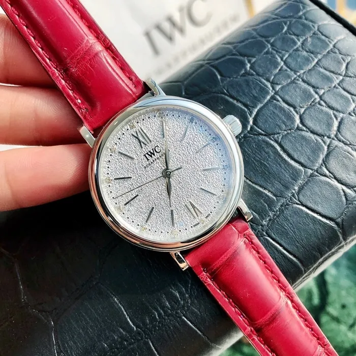 top-tier watch IWC women's white dial Portofino automatic movementleather strap watch clasp picture