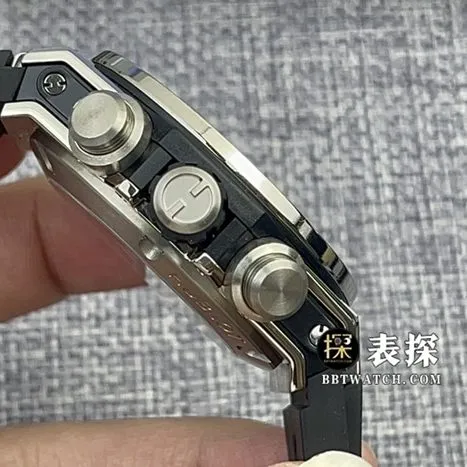 ZF FactoryHublot watch men's watch matte black hollow plate rubber model picture and price side live photo