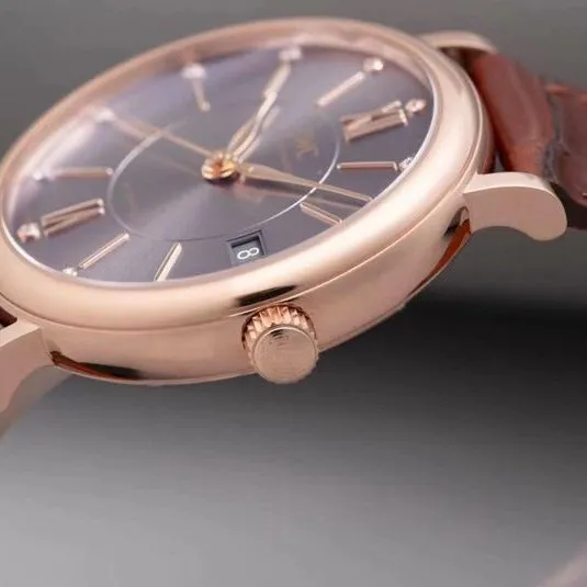 Front view of the IWC top-tierladies' watch, the Portofino top-tierladies' watch for women