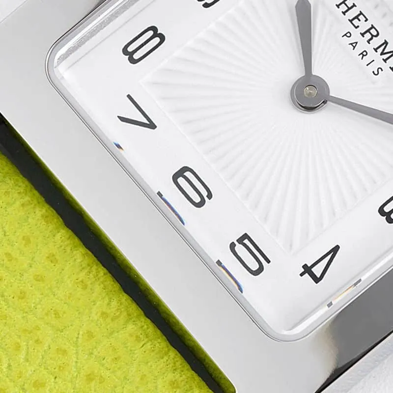 top-tier Hermès ladies' watchHeureH series quartz square fashion watch light yellow braceletwhite dial front view