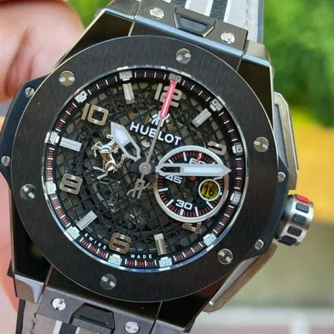 top-tiersuper cloneV6 factory full carbon shell Hublot big bang Ferrari titanium carbon fiber hollow three-dimensional date displaychronograph men's watch movement picture