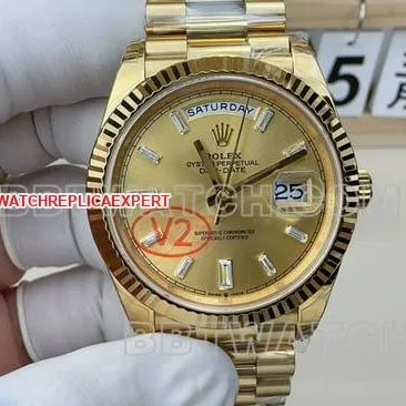top-tier watch RolexVS FactoryDay-Dateblack dialsteel braceletfront live photo
