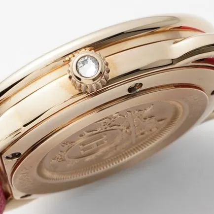 top-tier Hermès women's white dial red strap classic series quartzleather strap watch side view
