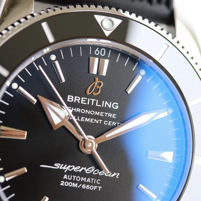 top-tier watch Breitling men's black dial super ocean culture series mechanical leather strap watch front view