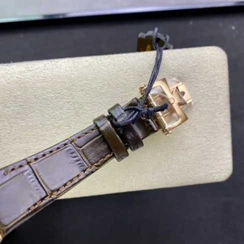 top-tier real diamond replicaVacheron Constantin series small model women's watch movement picture