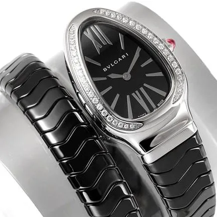 Bvlgaritop-tier watch women's black dialrubber strapquartz front view