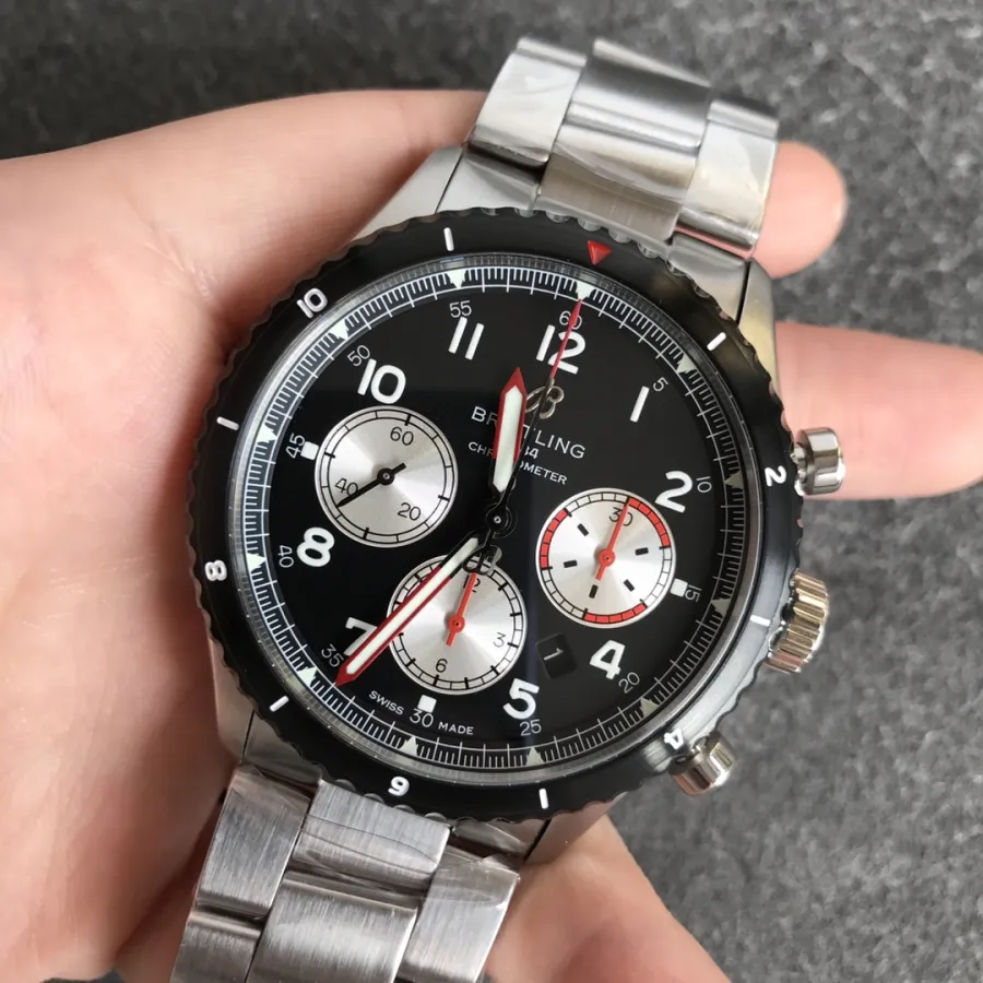 Breitlingtop-tiersuper watch pilot 8 series men's black dialsteel bracelet mechanical watch front view