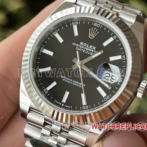 1:1replica watch ERF factory log Rolexblack dial3235 mechanical 41mmfront live photo