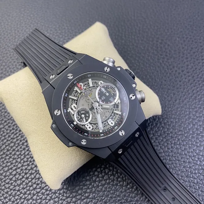 Best Value Dive Watches Under 20,000: Aqua