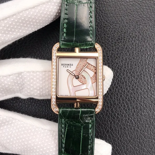 YF factory top-tier watch Hermès white dial green strap crocodile leather strapquartz watch front view