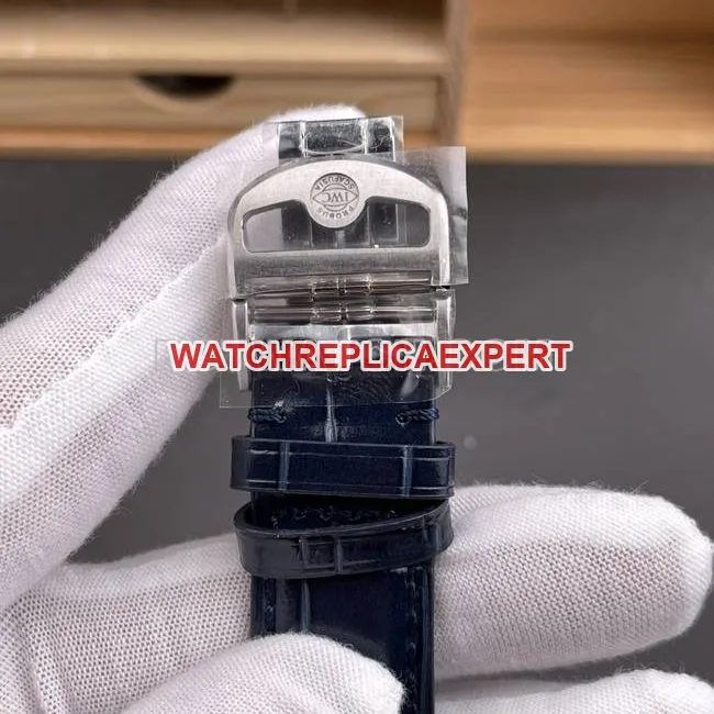 watch Portugal APS factory IWC silver white dial blue needle front live photo