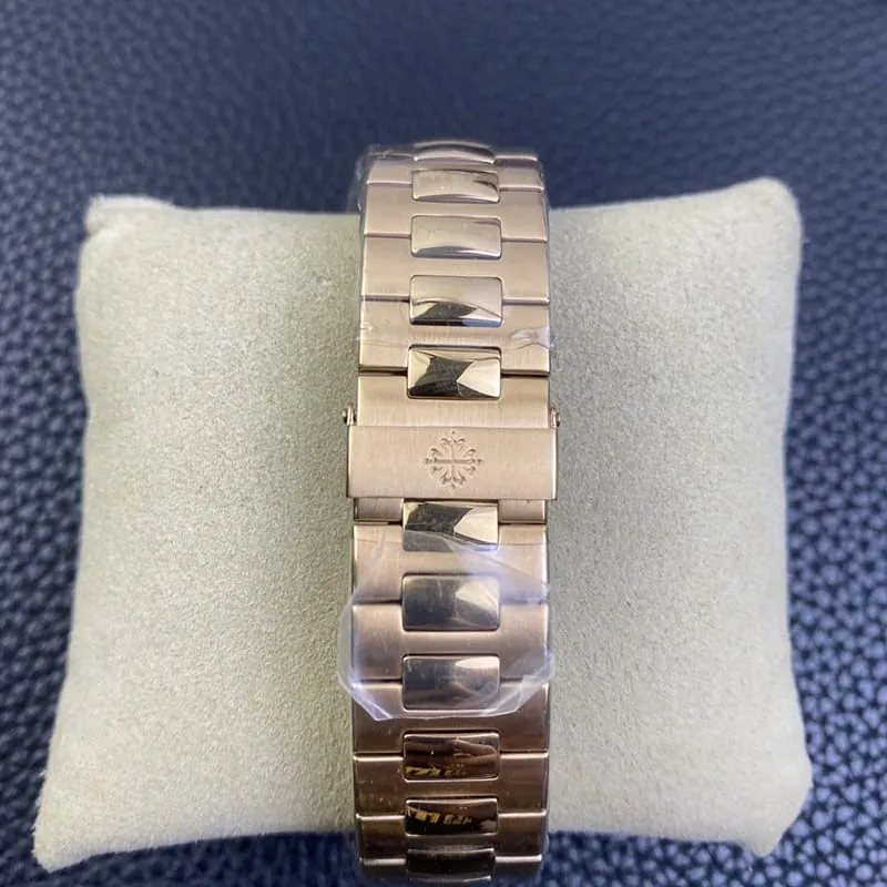 3K Factorytop-tierPatek Philippereplica watch Nautilus324SC ultra-thin mechanical rose gold coffee tray side view