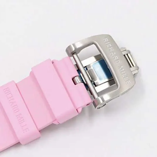 Richard Mille’s new RM-055 imported white ceramic “V2” upgraded watch clasp picture
