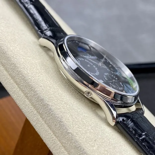 J factory master Jaeger-LeCoultre1:1replica watch black dial perpetual calendar leather strap model 1308470braceletlive photos