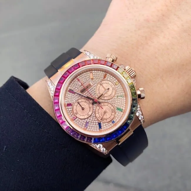 top-tier watch Rolex new Daytona rainbow di rubber full diamond 18K gold mechanical men's watch front view