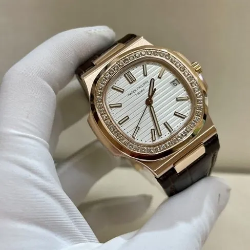 Patek Philippetop-tier watch men's white dial brown belt Nautilus series watch movement picture