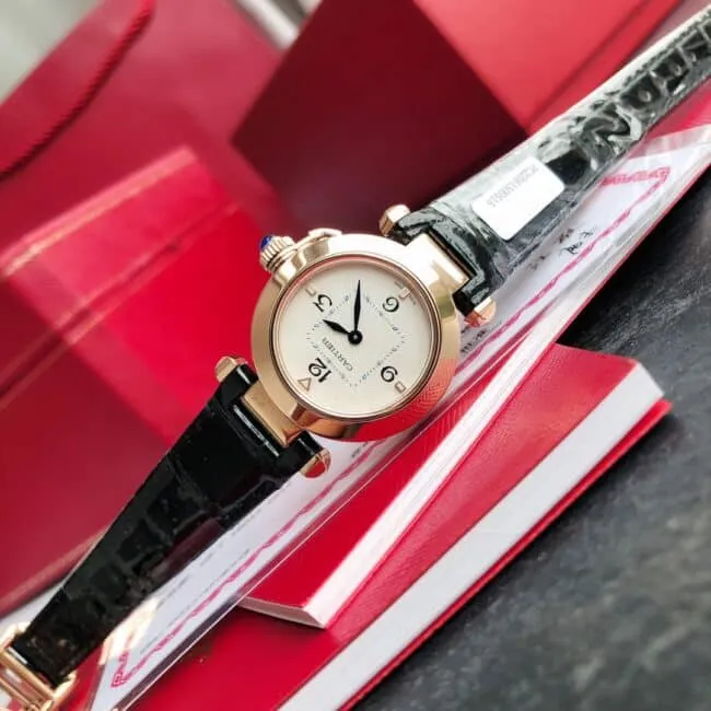 top-tiersuper cloneCartier model 1 black rose gold women's watch front view