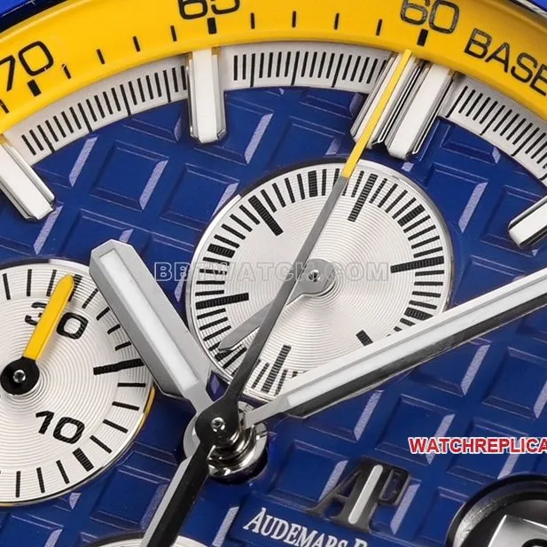 TW factory Audemars PiguetRoyal Oak offshore super cloneblue dial yellow inner bezel26400front live photo