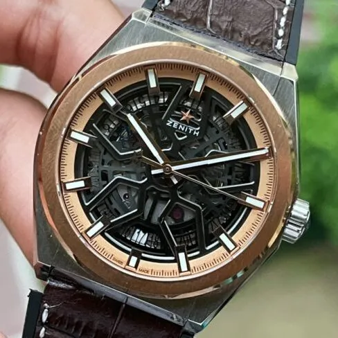 top-tier replicaLF Zenith DEFY series black dial new upgraded version men's watch front view