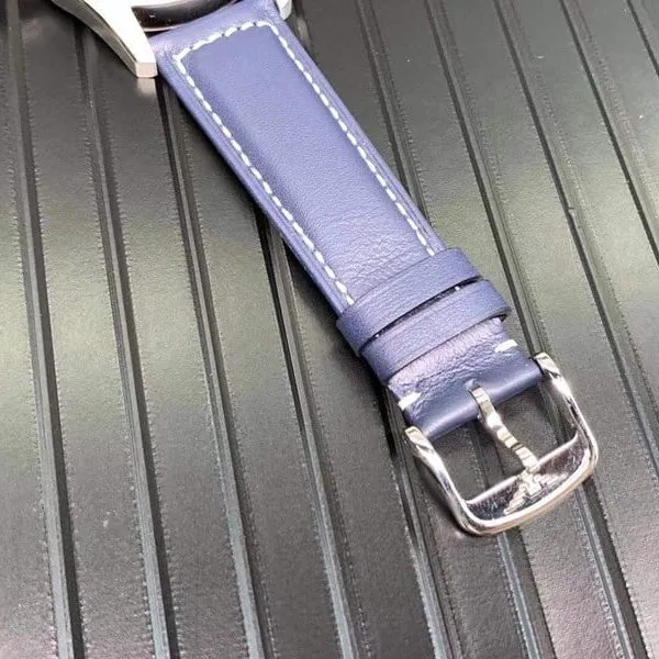 high-quality replicaLongines watch pioneer series five-star admiral blue dial mechanical watch back cover picture
