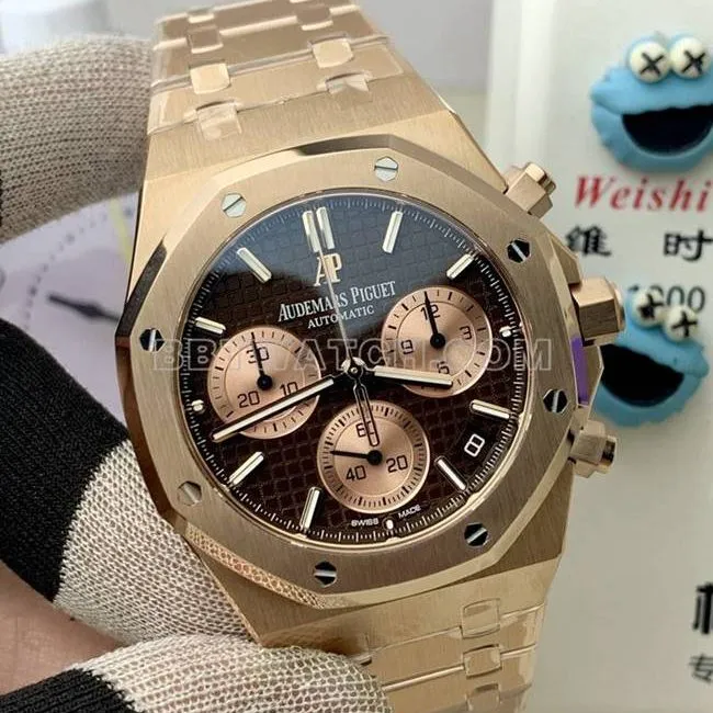 top-tier watch Audemars PiguetBLS factory Royal Oakrose goldblack dial mechanical 26420front live photo