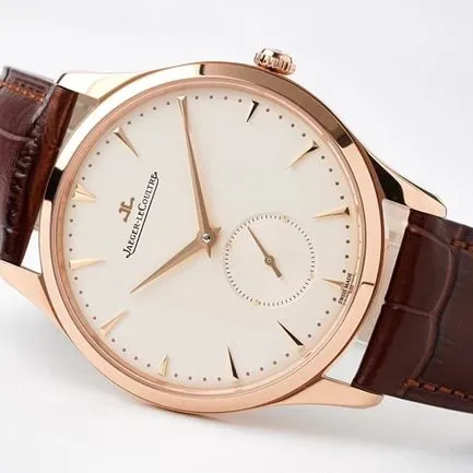 ZF FactoryJaeger-LeCoultretop-tier replicahigh-quality watch men's white dial brown belt ultra-thin master series small second hand quartzleather strap watch front view