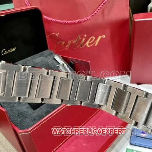 watch tank DR factory Cartier silver white dialquartz steel braceletbraceletlive photos