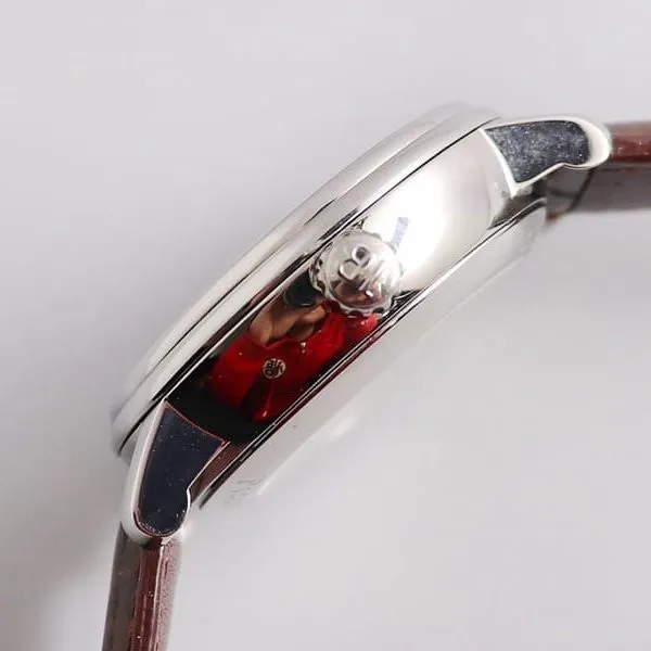 replicaBlancpain watch erotic classic gold Roman scale bracelet picture