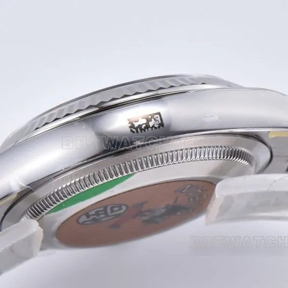 C factory Rolex log top-tier replica36mm black diamond surface five grid link m126234-0027front live photo