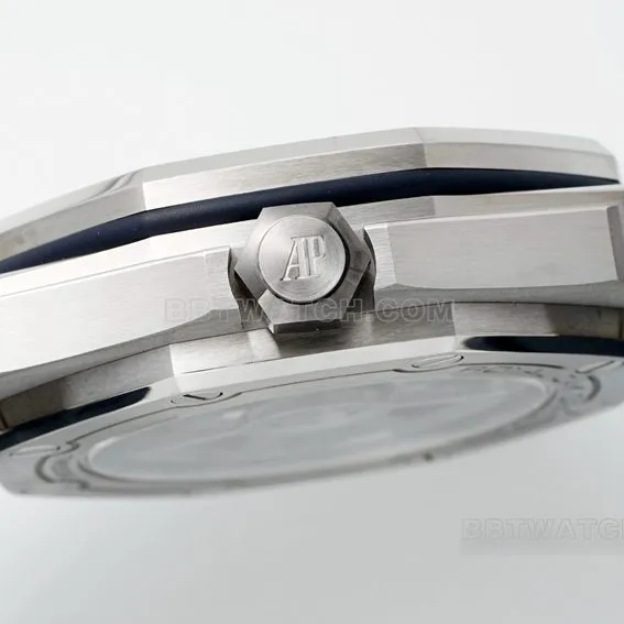 APS factory Audemars PiguetRoyal Oak offshore type 1:1top-tier sea blue dial rubber model 15720ST.OO.A027CA.01front live photo