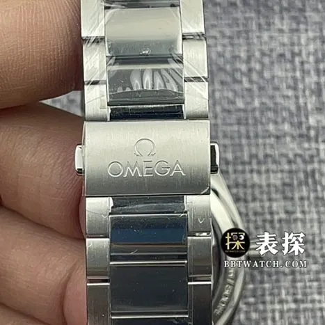 VS FactoryOmegaSeamastertop-tier watch men's green dialsteel bracelet pictures and prices caseback live photo