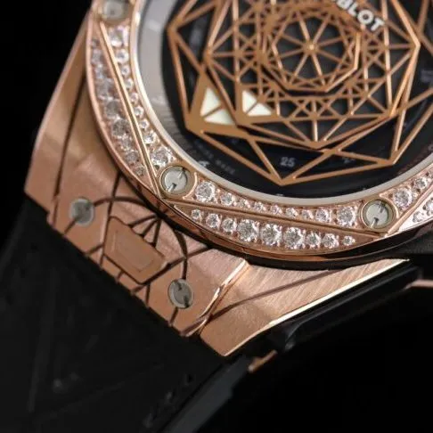 top-tier table Hublot series tattoo OEM1:1 mold rose goldblack dial ring diamond men's mechanical watch movement picture