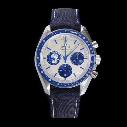 top-tier watch Omega men's white dial nylon strap Snoopy series watch front view