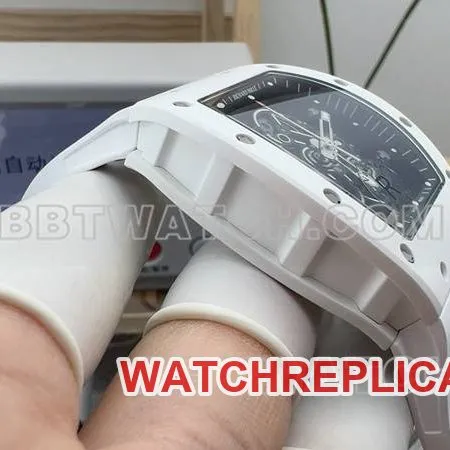 Richard Milletop-tier watch R factory hollow plate white rubber model RM055side live photo