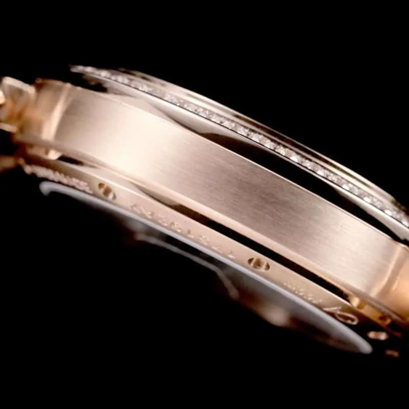 Cartier collectible Watch: Pasha Collection Women's Self-Winding Mechanical Watch with White Dial and Rose Gold Case—Closure Image
