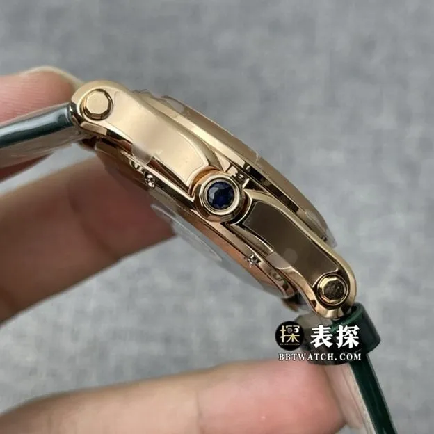 YF factory Chopard ladies happy diamond top-tier 1:1high-quality watch green mother-of-pearl plate leather strap model pictures and prices front live photo