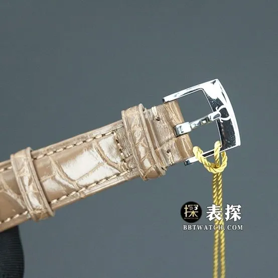 UVS FactoryOmega De Ville 424.10.33.20.52.001top-tier 1:1high-quality watch women's white dialleather strap model pictures and prices front live photo