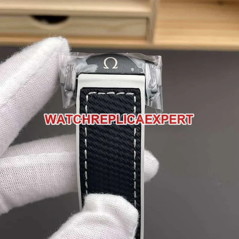 VS FactoryOmegaSeamastertop-tier 1:1super cloneDark Warrior World Time220.92.43front live photo
