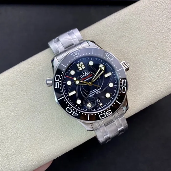 top-tier watch Omega men's blue dial Seamaster series steel bracelet watch front view